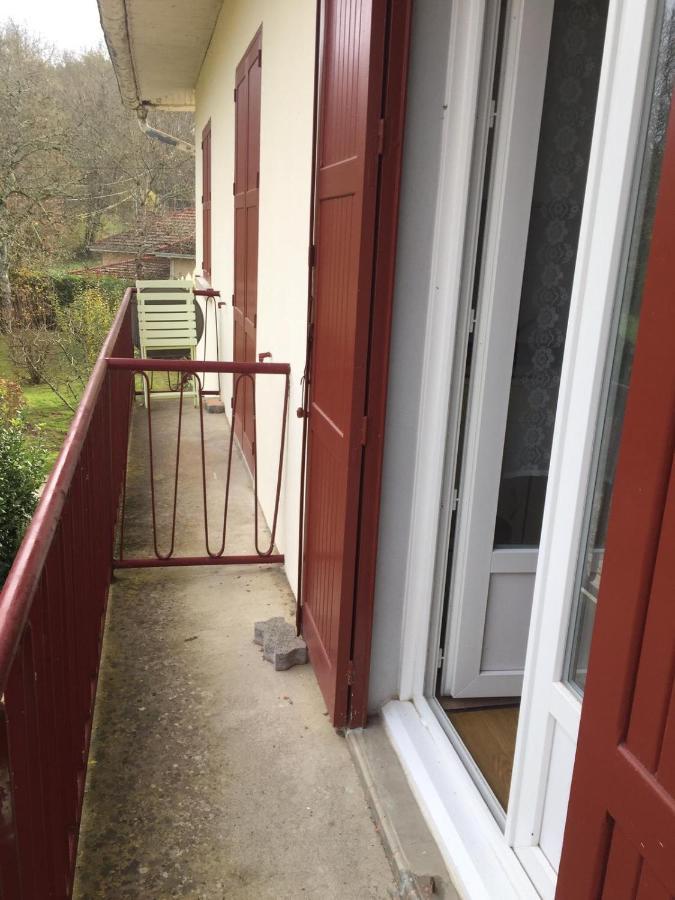 Studio Tout Confort A 300 M Des Thermes Cazaubon Habitación foto
