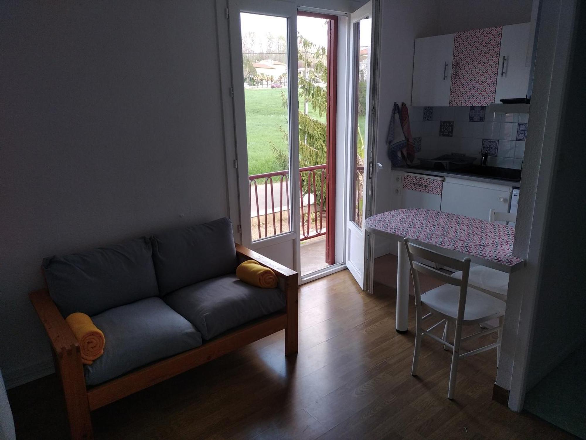 Studio Tout Confort A 300 M Des Thermes Cazaubon Exterior foto
